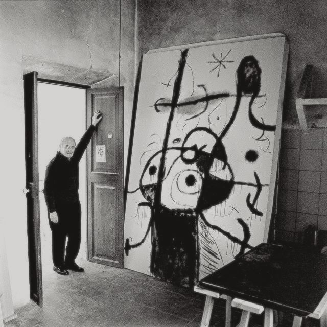 Miró devant “Poème” (inachevé)